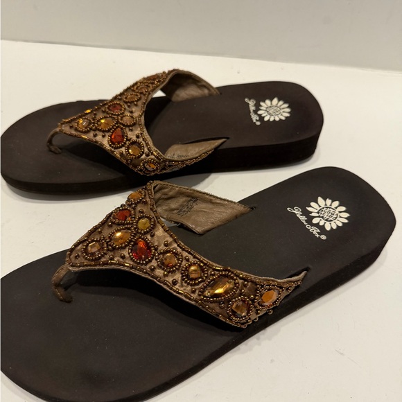 Yellow Box Beaded Brown Sandals - Picture 3 of 6
